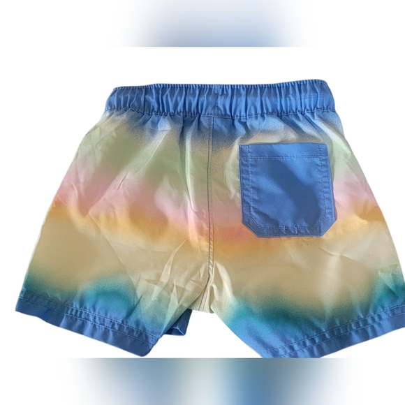 OLD NAVY TODDLER BOYS SWIM TRUNKS - Picture 2 of 4